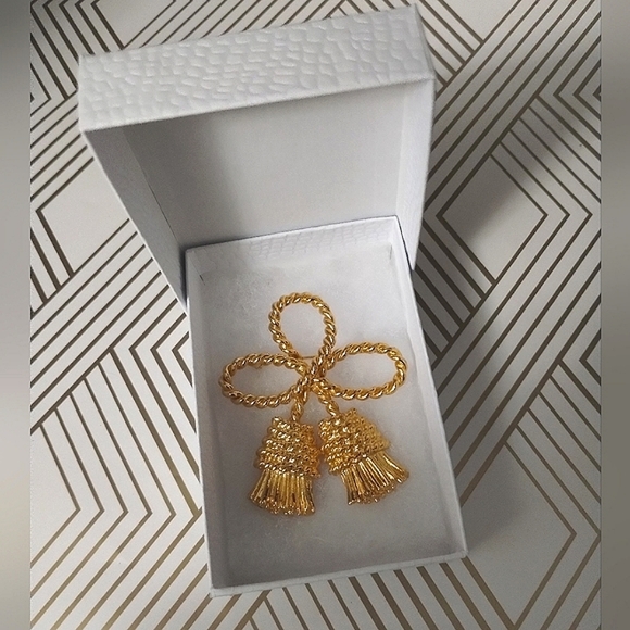 Vintage Gold Tone Tassel Rope Brooch - Picture 4 of 11
